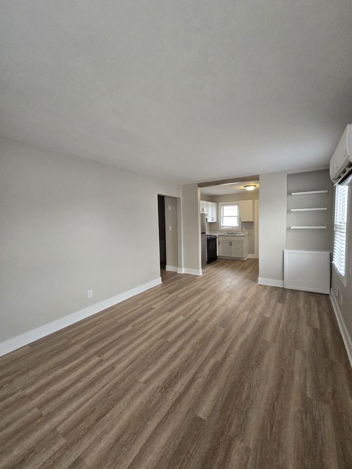 1661 South Hydraulic Avenue - Photo 3 of 23