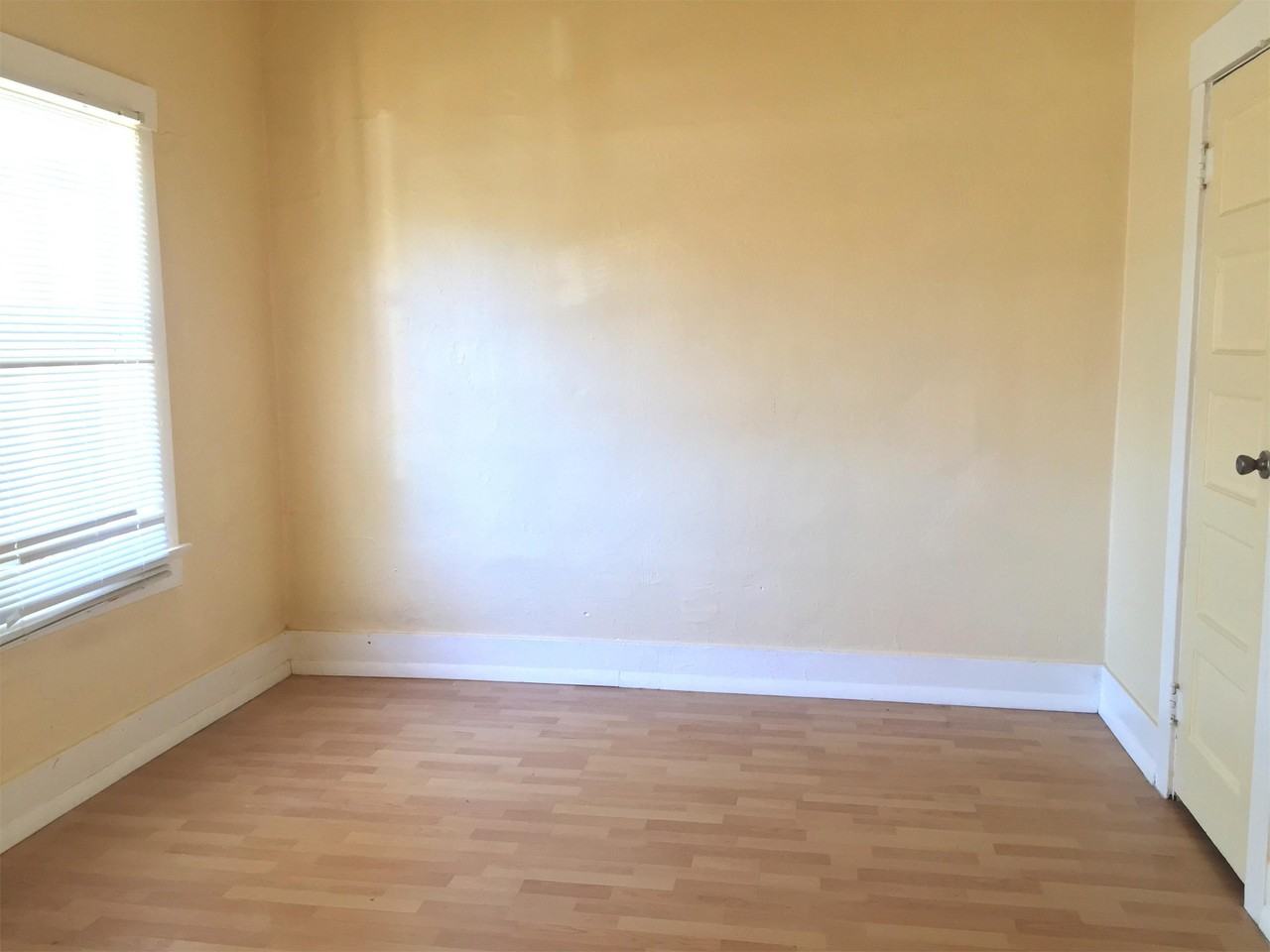 Drachman Apartments - Photo 4 of 13