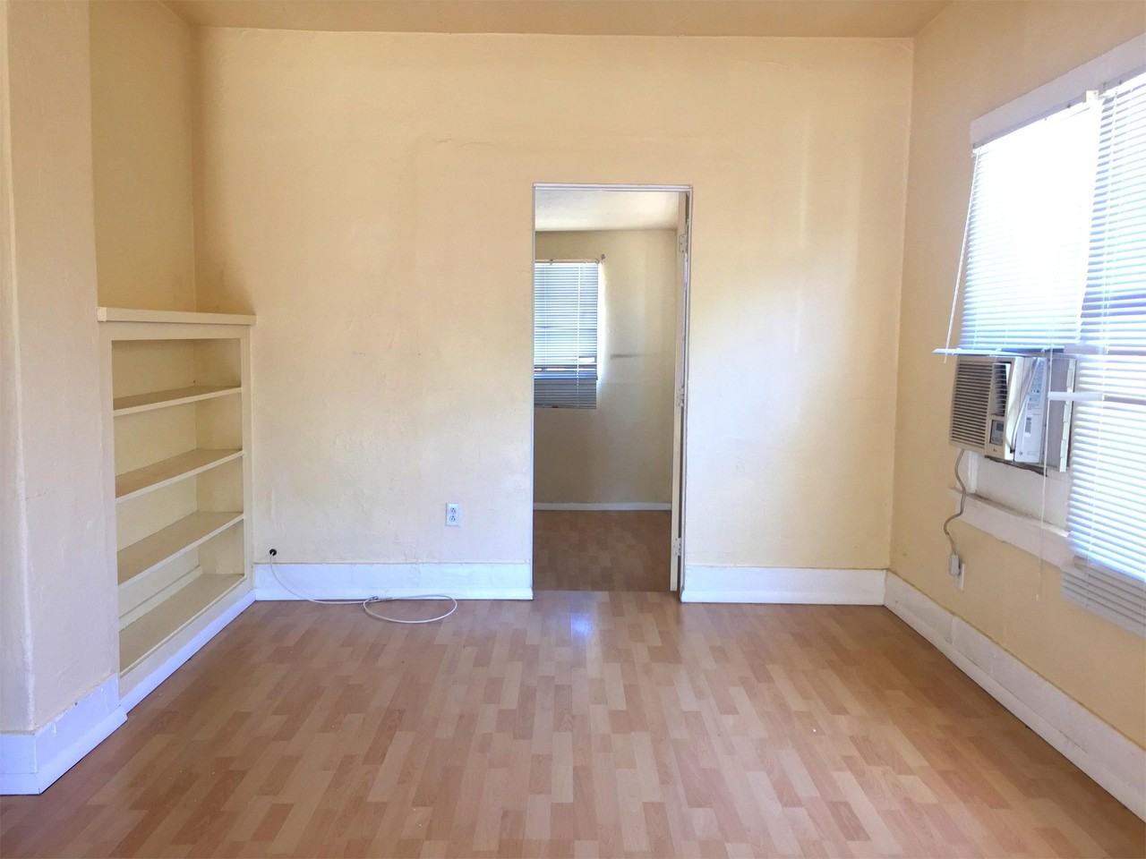 Drachman Apartments - Photo 7 of 13