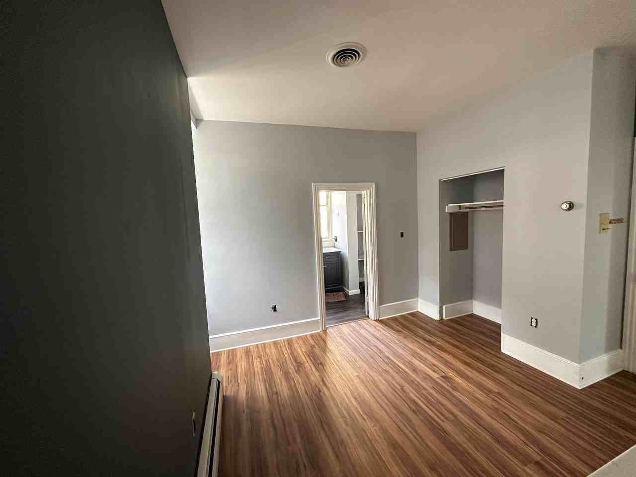 1211 Delaware Avenue - Photo 6 of 21