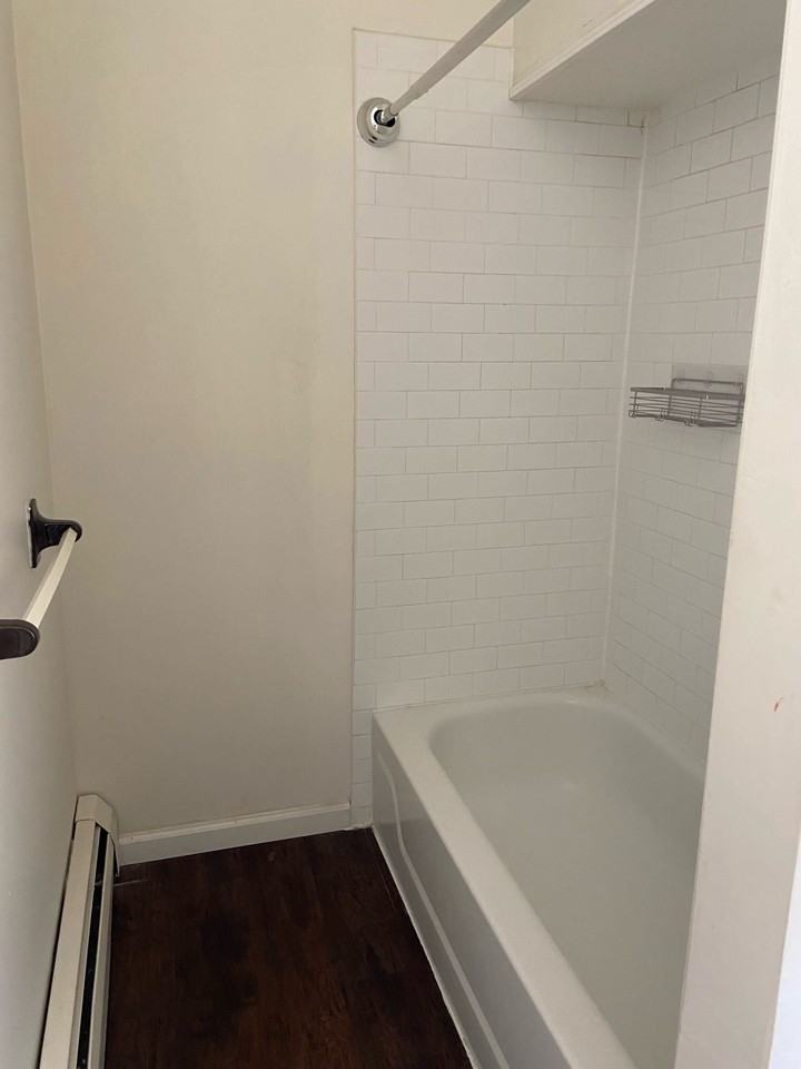 1211 Delaware Avenue - Photo 7 of 21