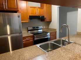 Lincoln Square Apartments - Photo 1 of 1