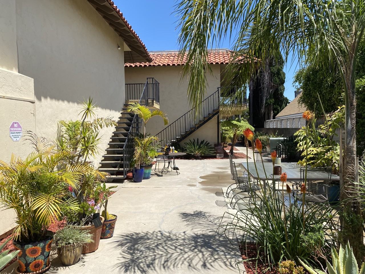 Sus Casitas Apartments - Photo 2 of 11