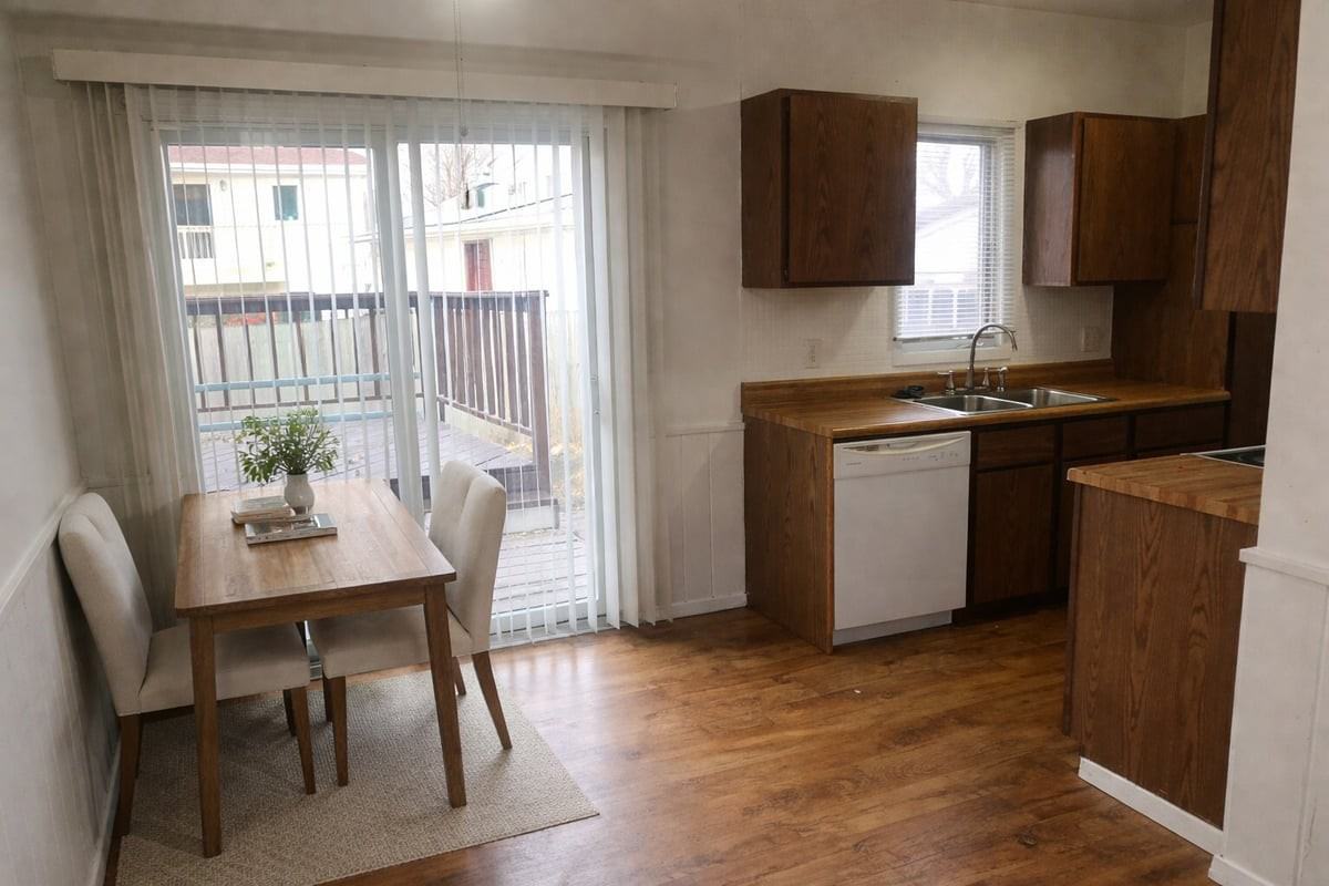 440 22nd St E - Photo 5 of 15