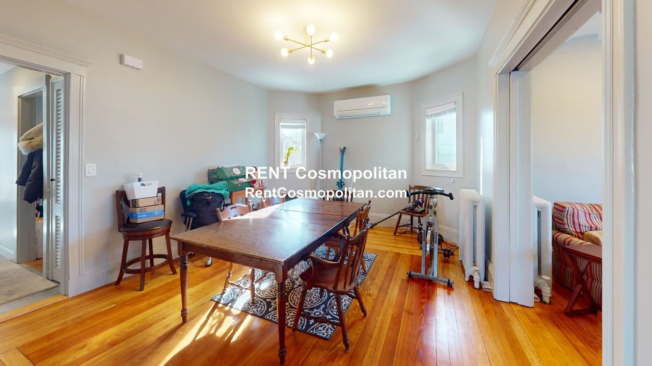 320 Main St #2 - Photo 5 of 13