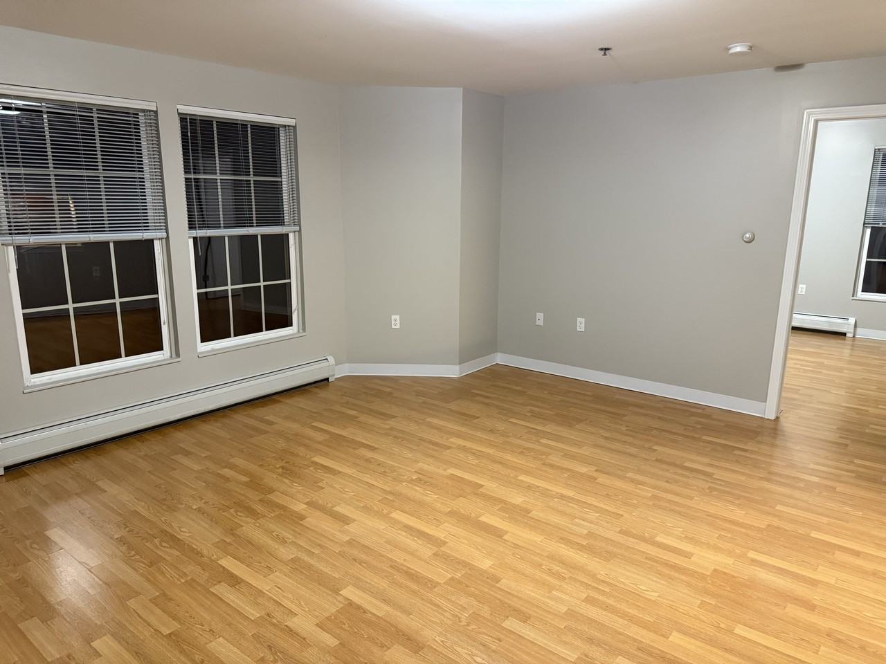 330-336 College Street - Photo 7 of 32