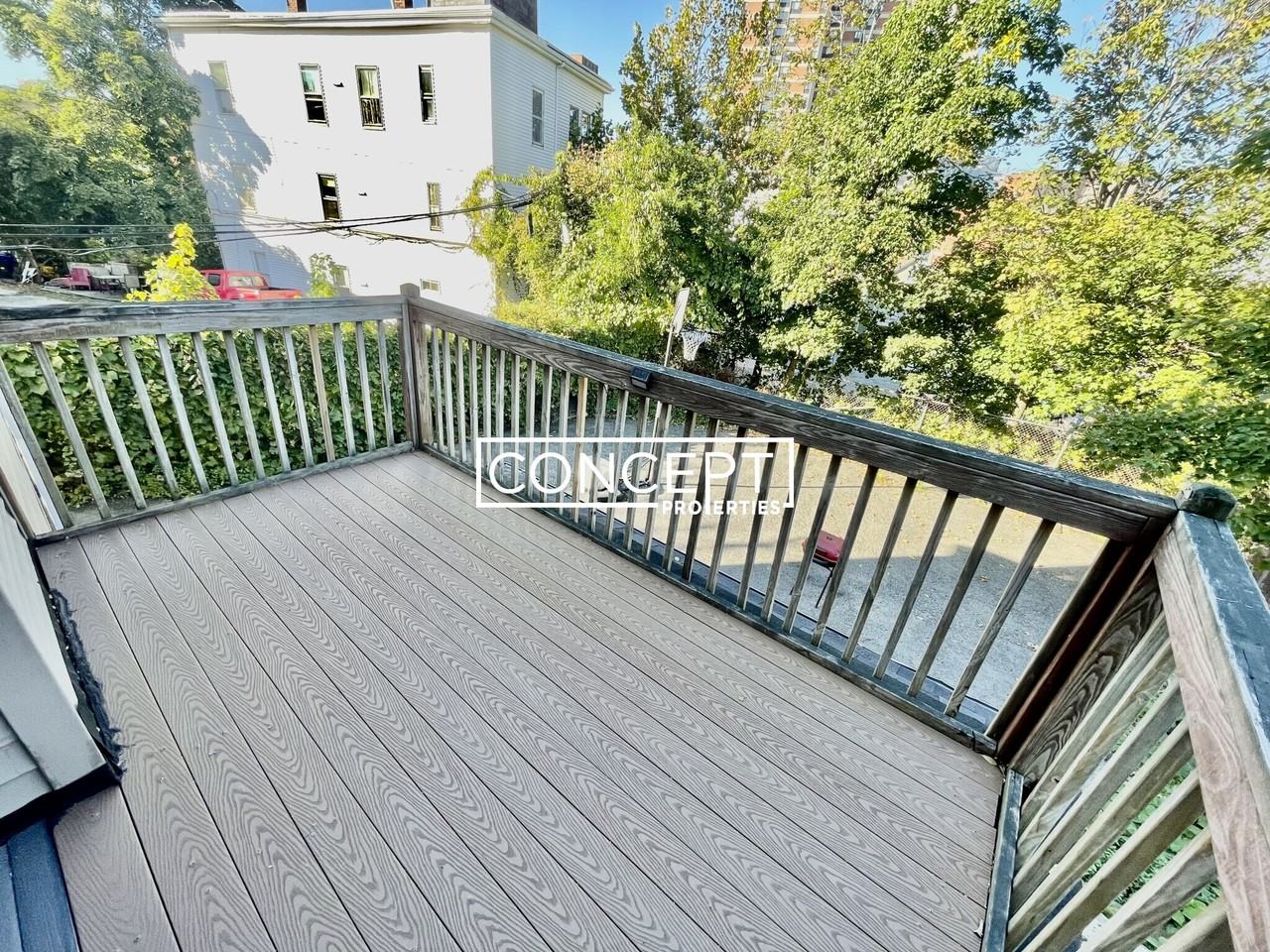 205 Hillside St #1D - Photo 4 of 8