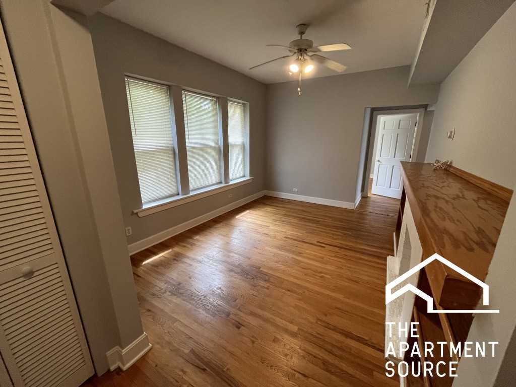 3436 W Leland Ave #2W - Photo 4 of 10