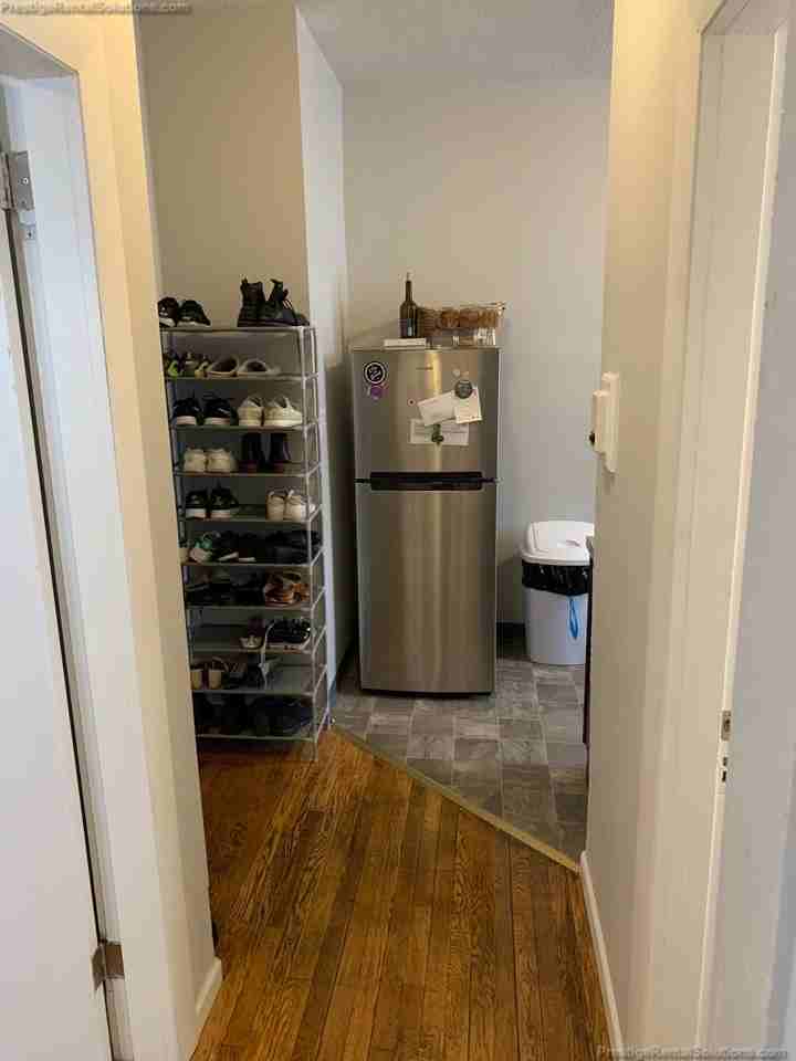 Woodstock Ave. & Kelton St. #5 - Photo 3 of 10