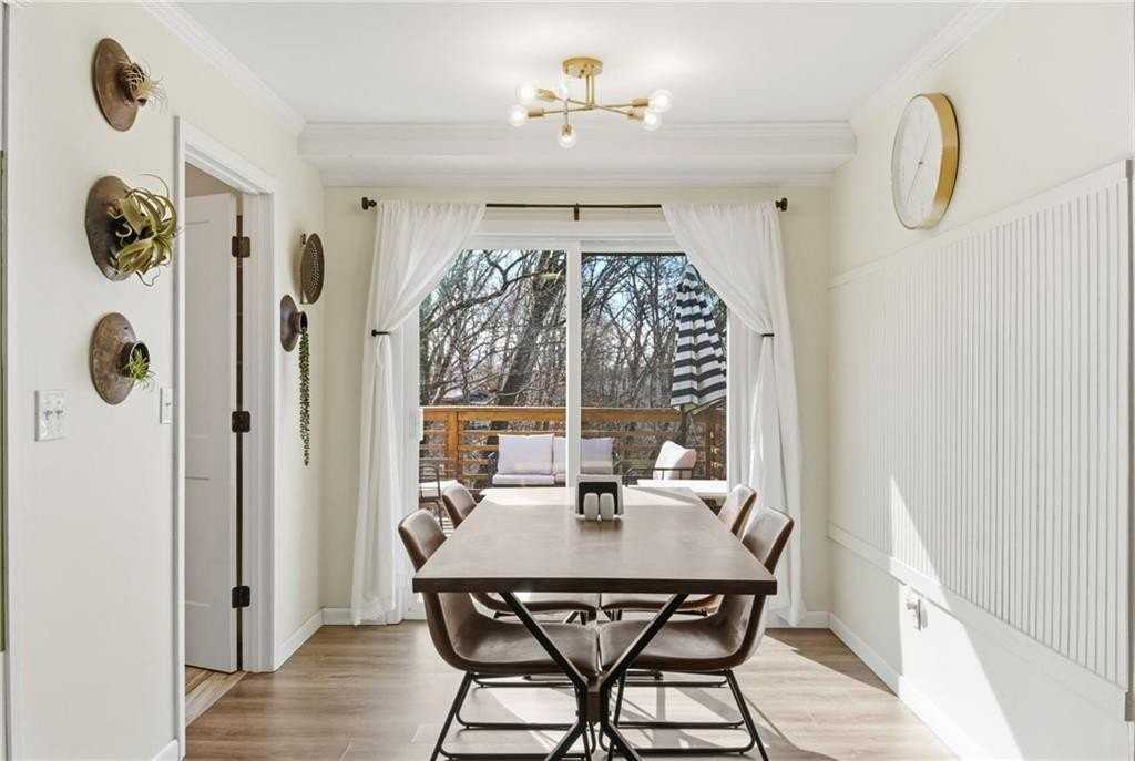 3 Leigh Ln - Photo 7 of 24