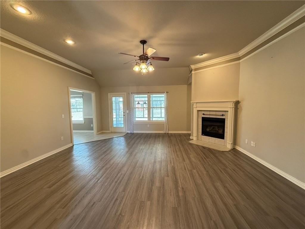 1808 Lancaster Dr - Photo 7 of 23