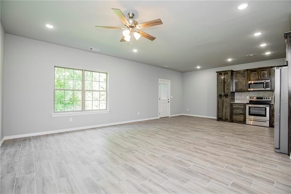 1903 Azlin Pl - Photo 4 of 10