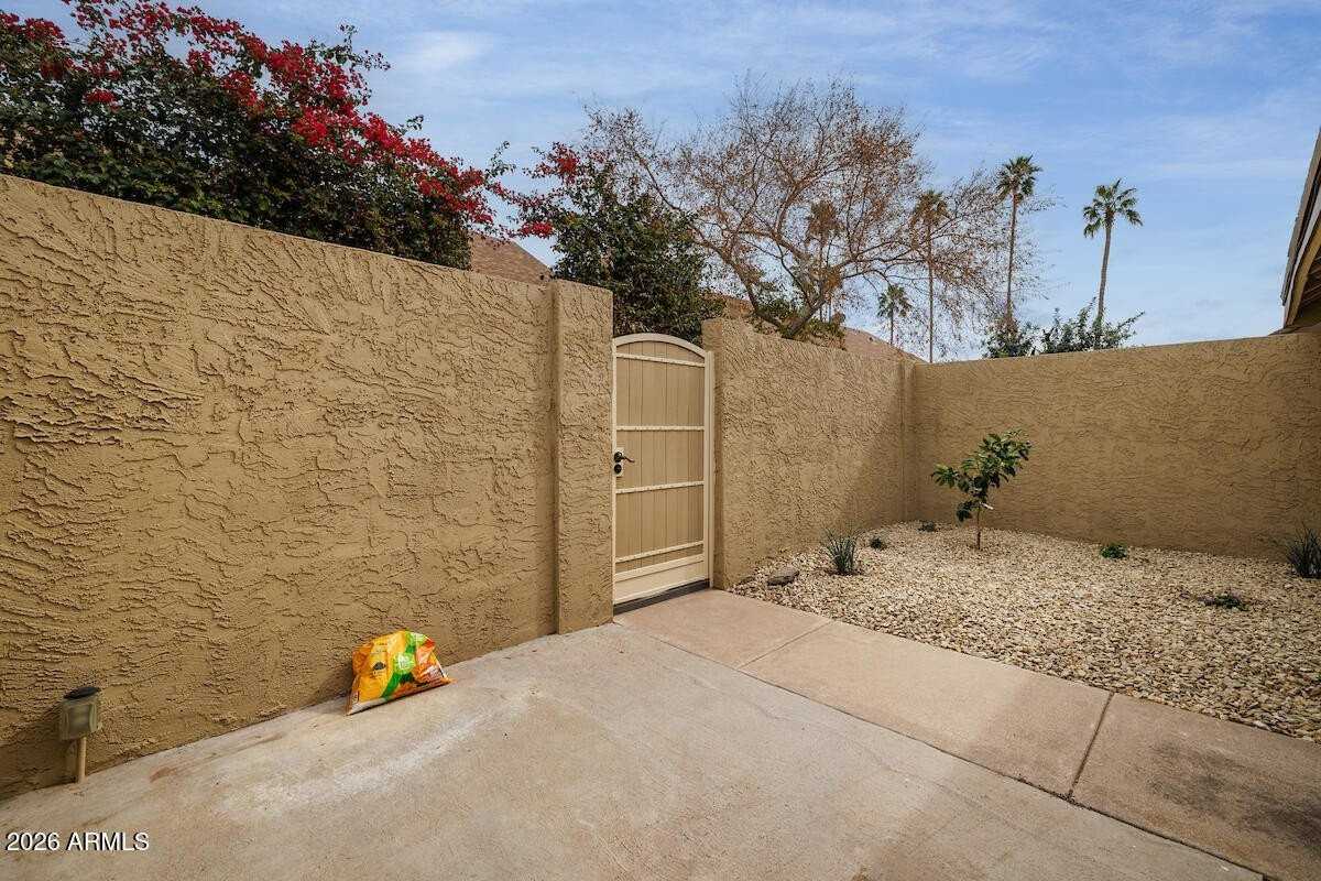 3807 N 30th St Unit 8 #8 - Photo 6 of 29