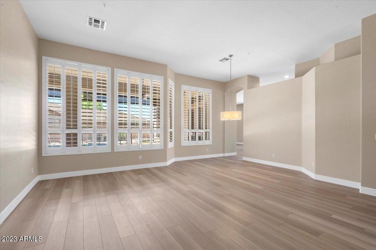 10388 N 135th Way - Photo 3 of 36