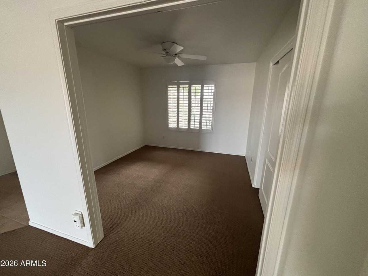 13140 W Fairmont Ave - Photo 4 of 12