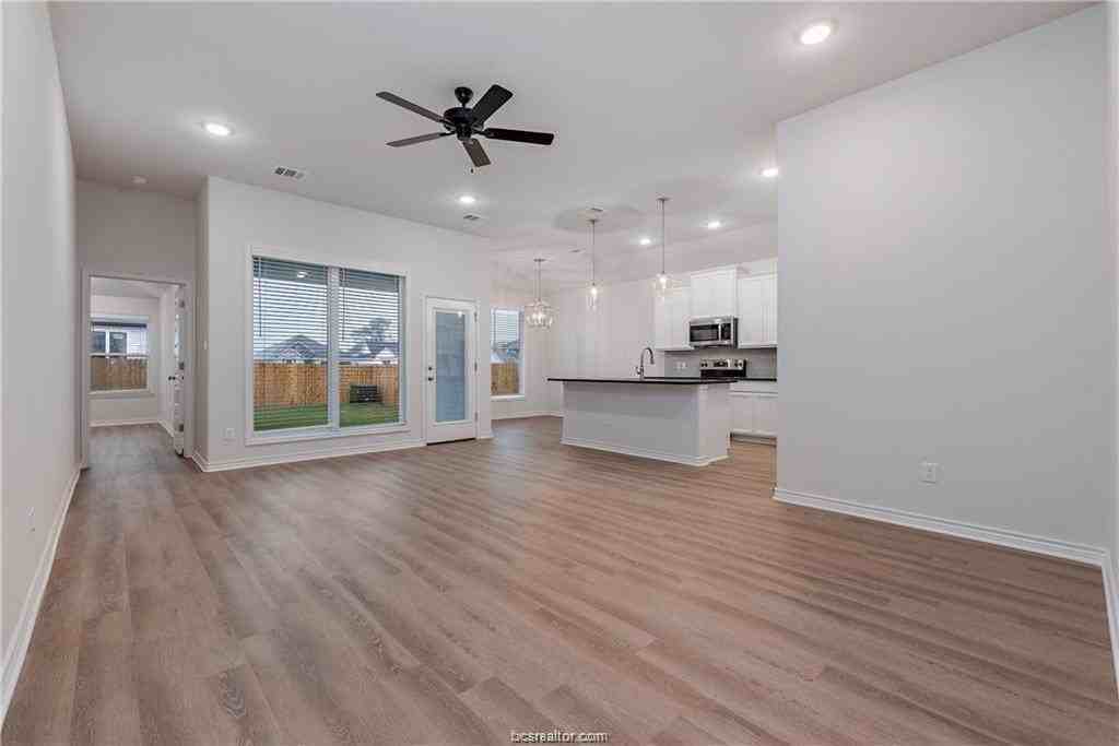 3161 Tarleton Ct - Photo 5 of 22