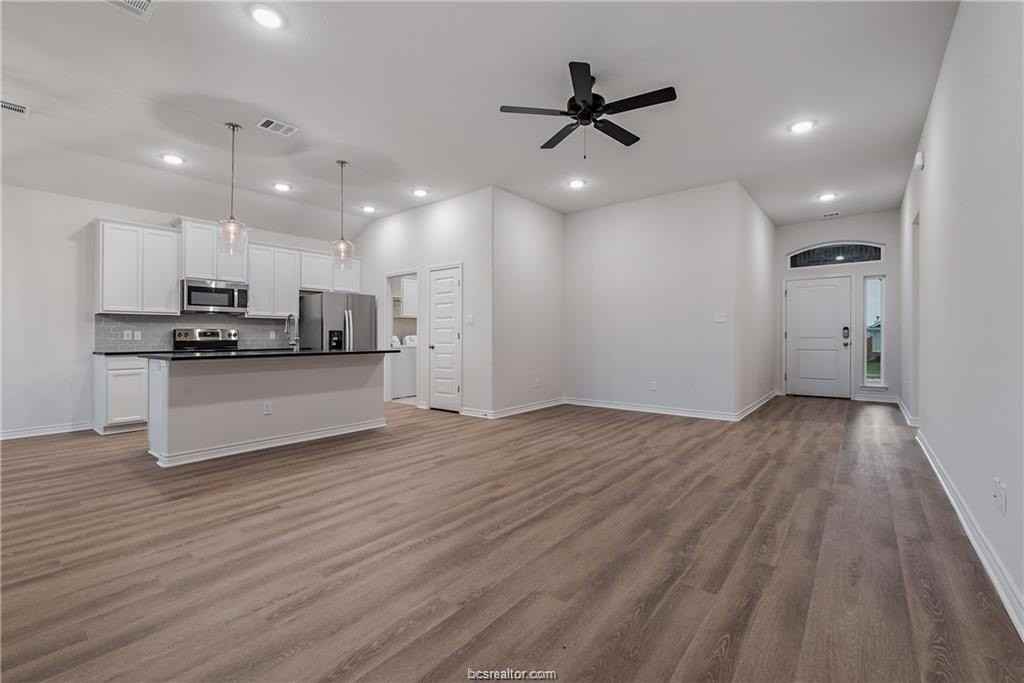 3161 Tarleton Ct - Photo 6 of 22