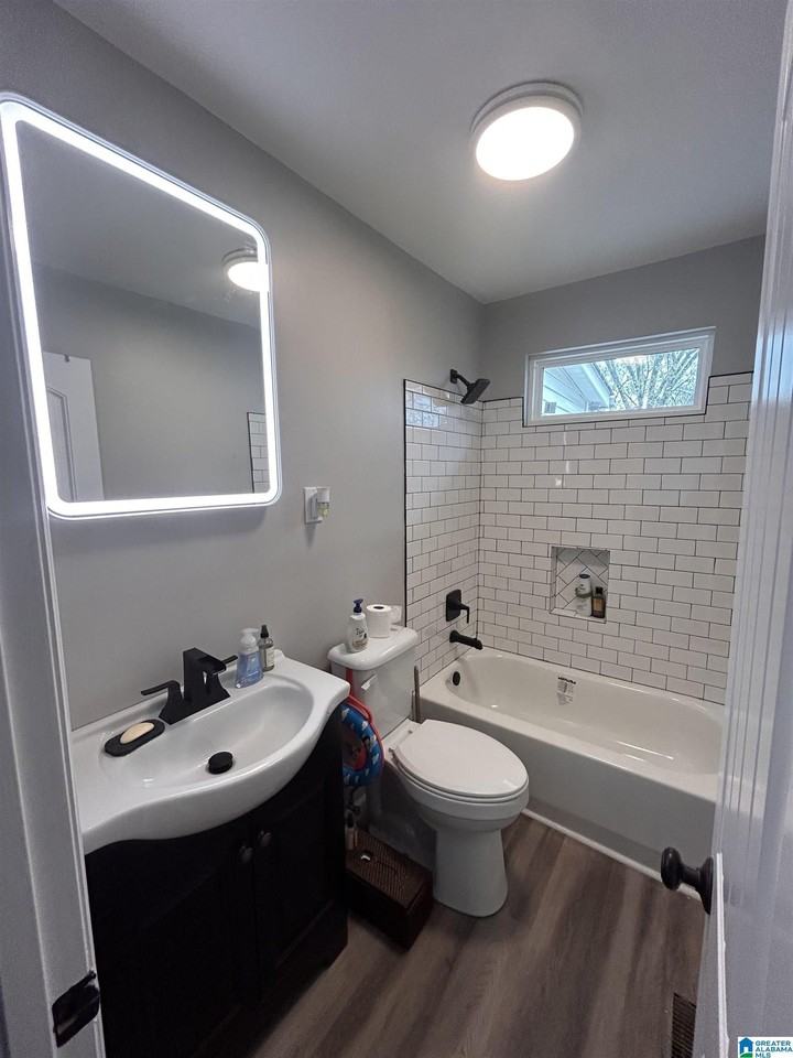 328 8th Ave S - Photo 4 of 7