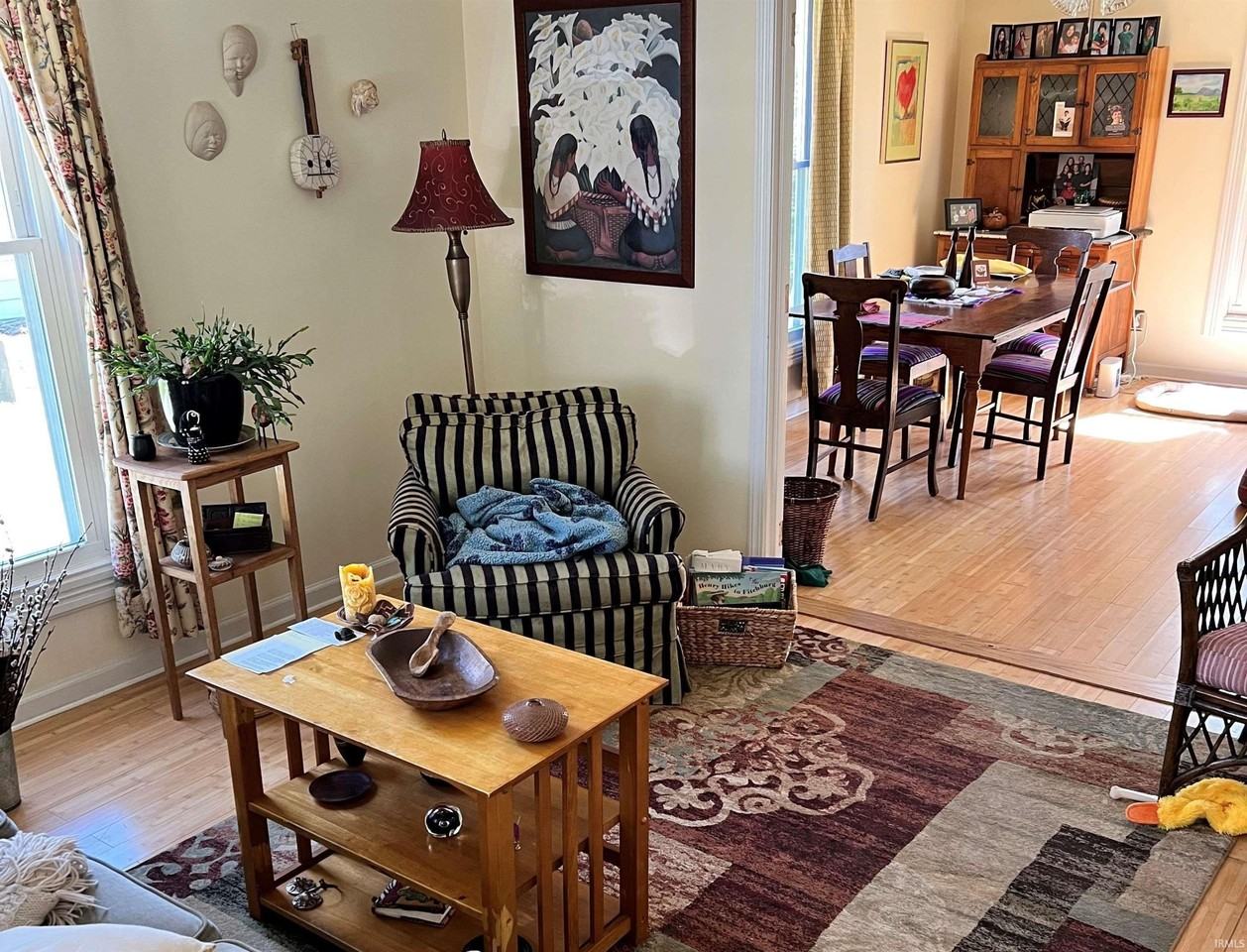 1209 S Madison St - Photo 3 of 20