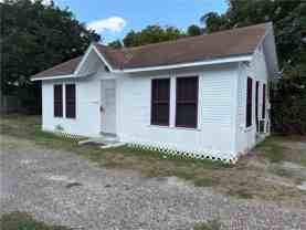 613 1/2 6th St - Photo 1 of 1