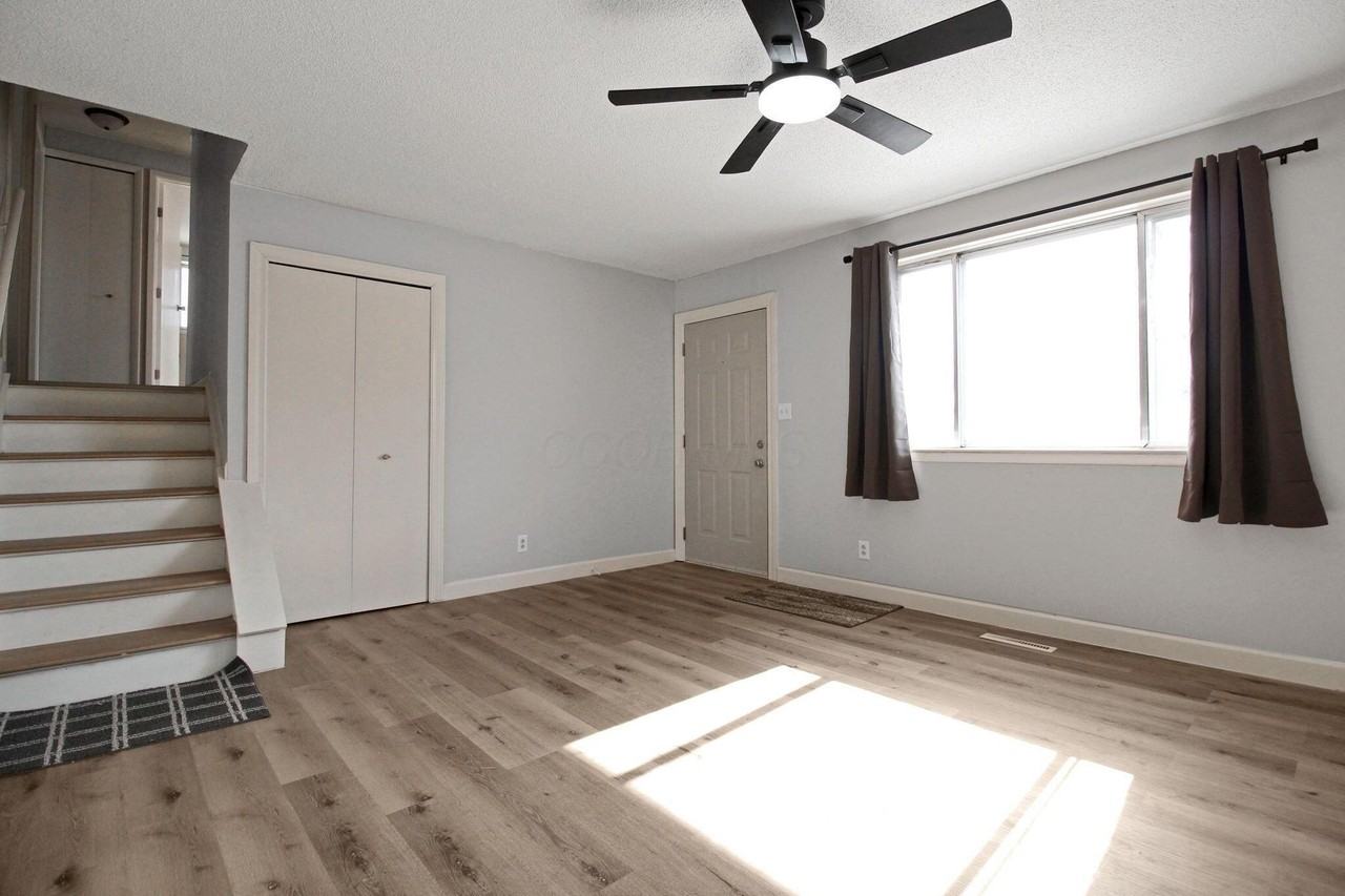 3270 Tammery Ct - Photo 4 of 16