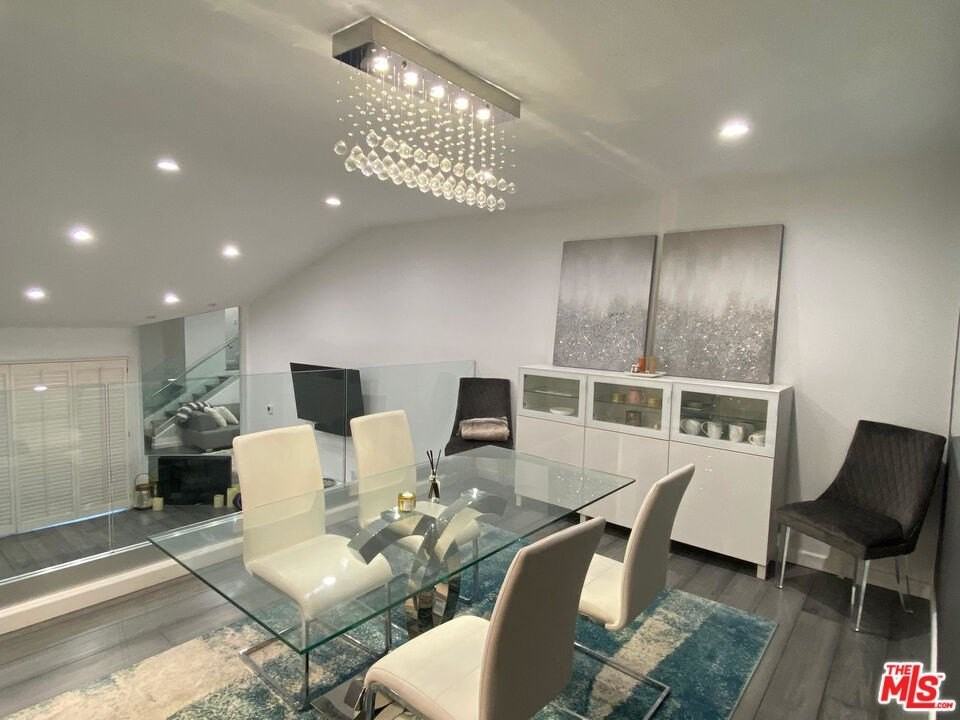 18210 Oxnard St Unit 141 #141 - Photo 5 of 24