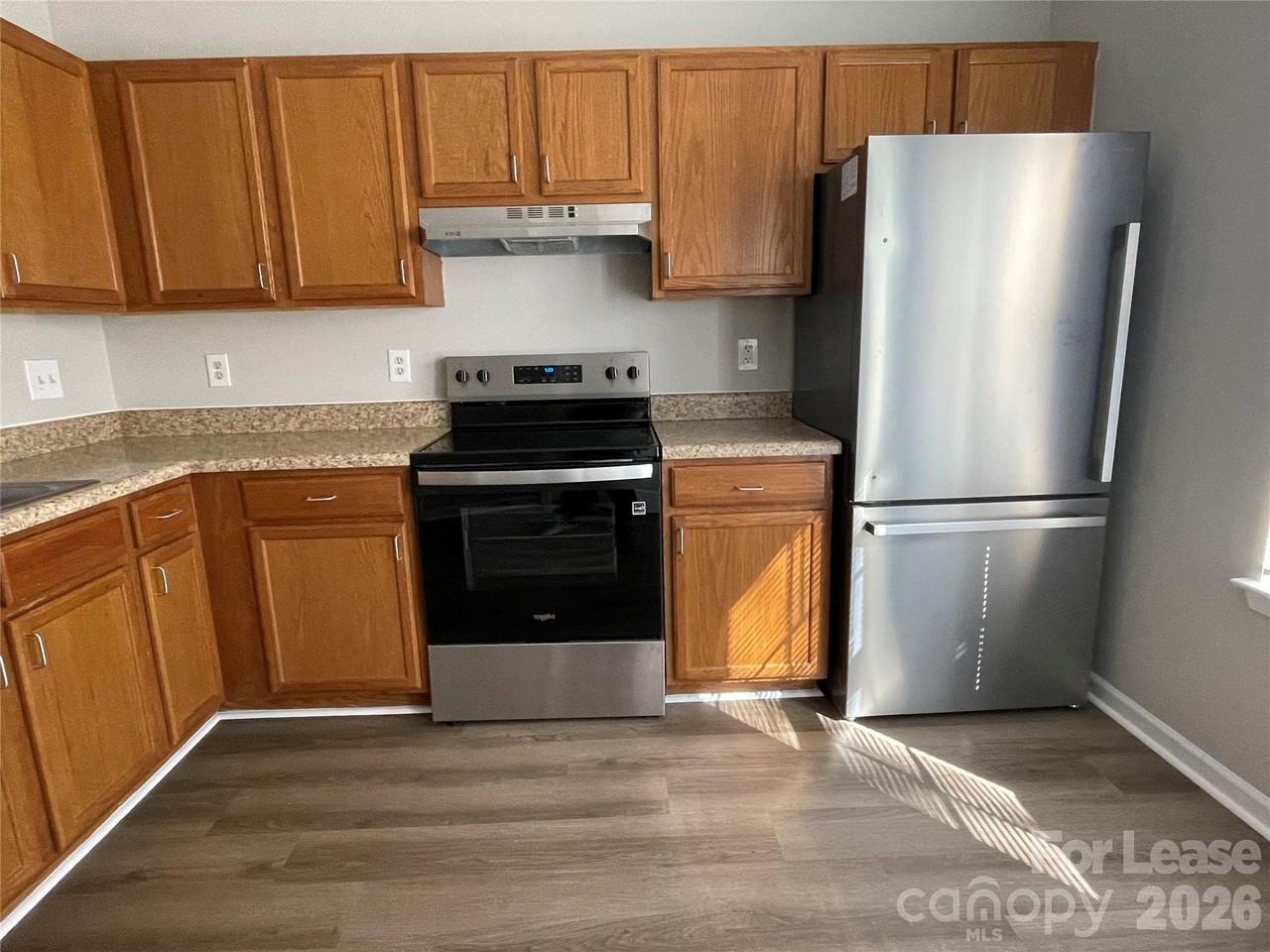 3129 Nevin Place Dr - Photo 5 of 23