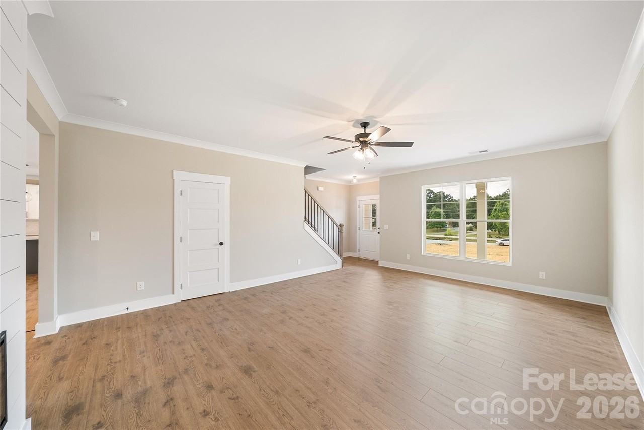 818 N Rocky River Rd - Photo 6 of 30