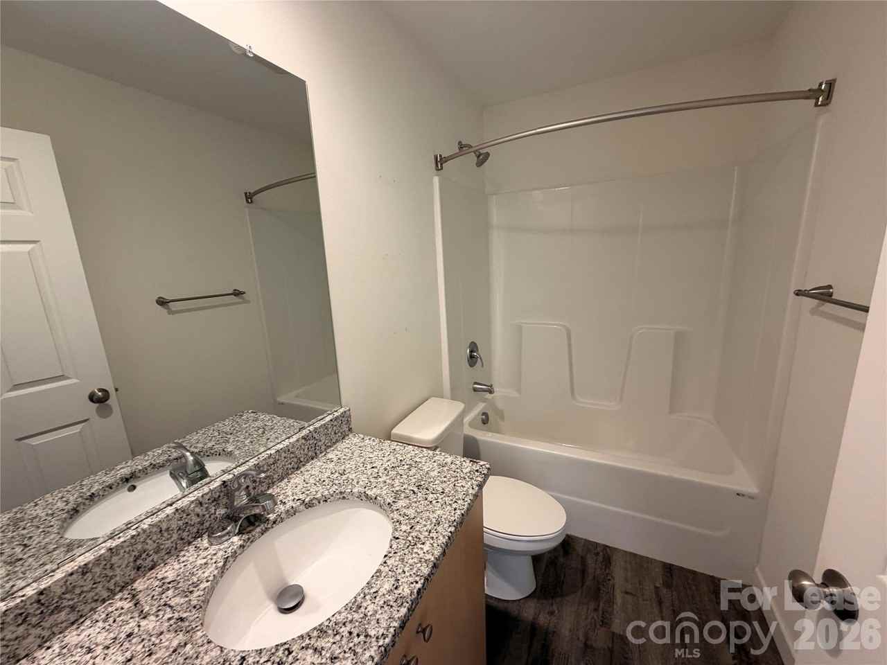 4032 Eugene Dr - Photo 5 of 9