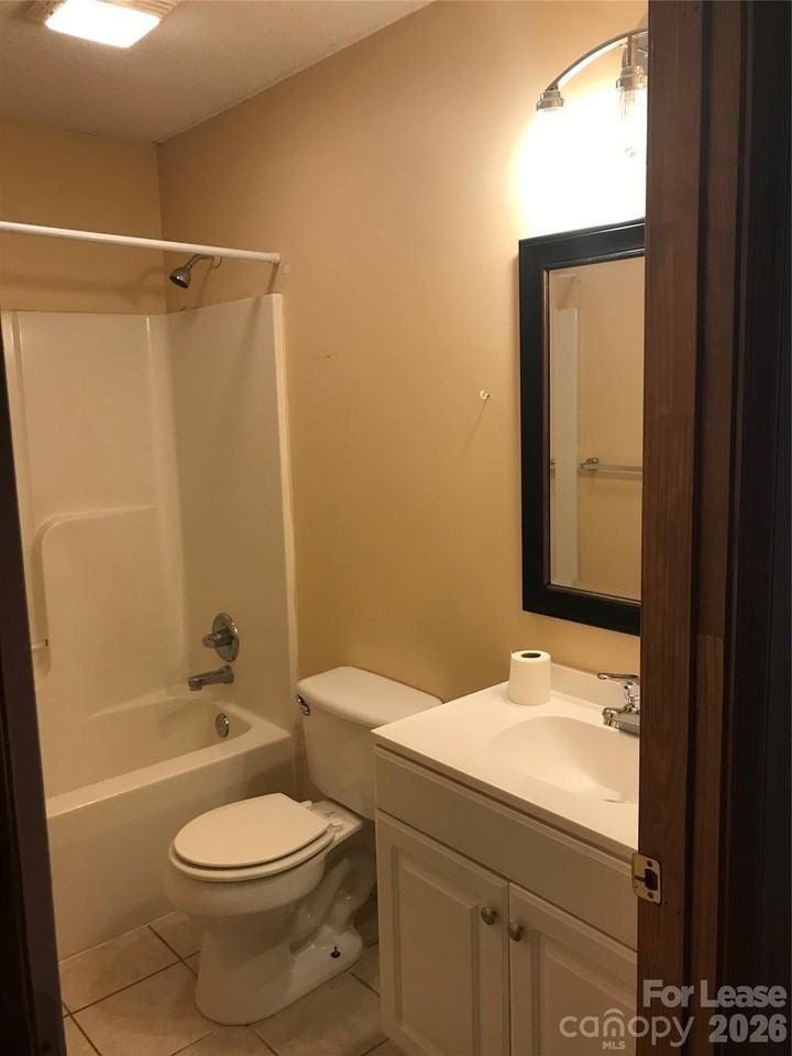 498 Car Farm Rd - Photo 3 of 4