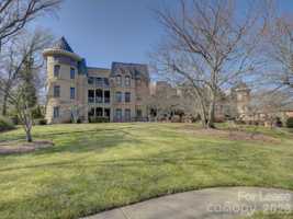 featured image of 3278 Park Rd