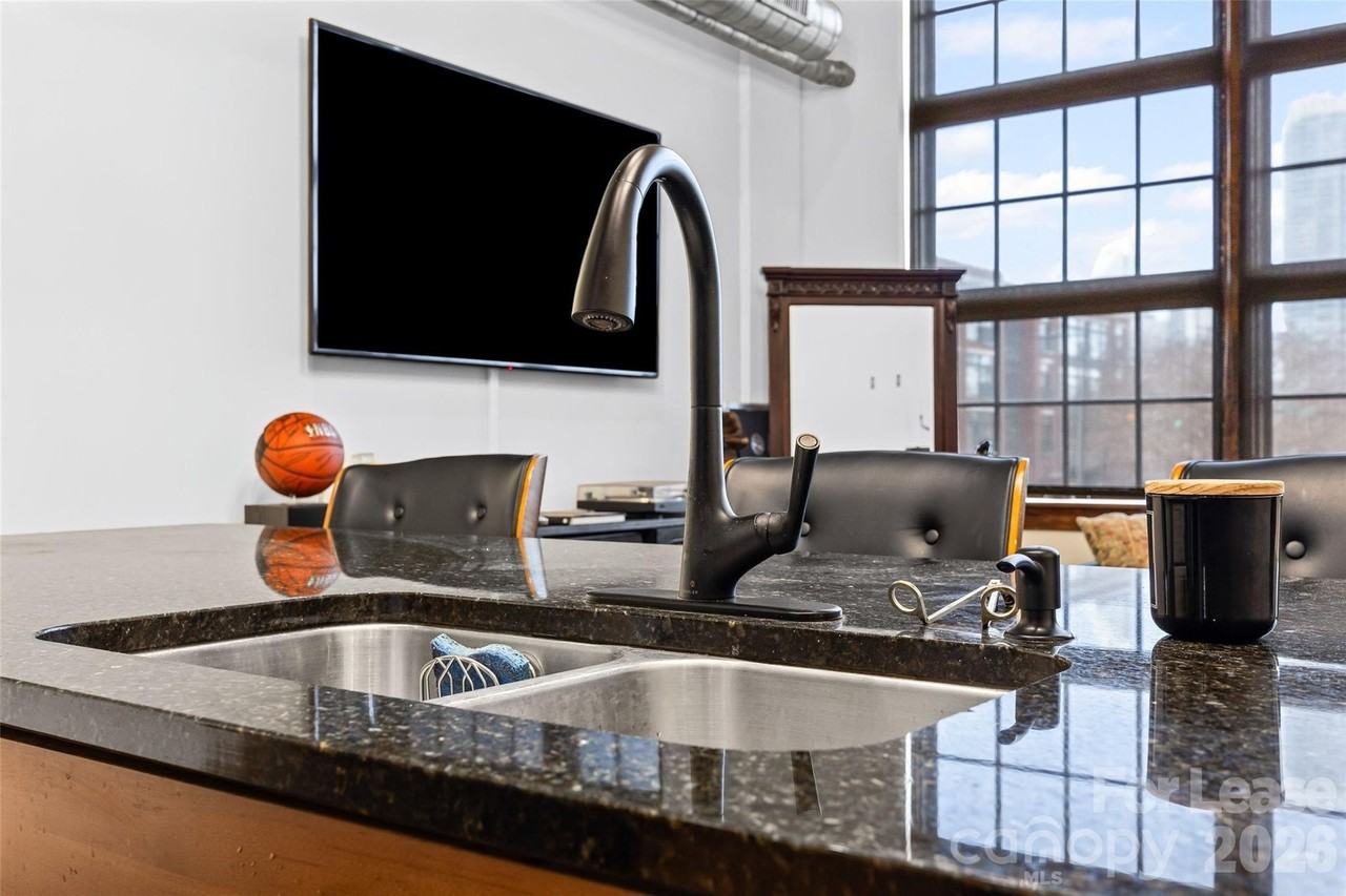 715 N Graham St Ste 204 #204 - Photo 7 of 25