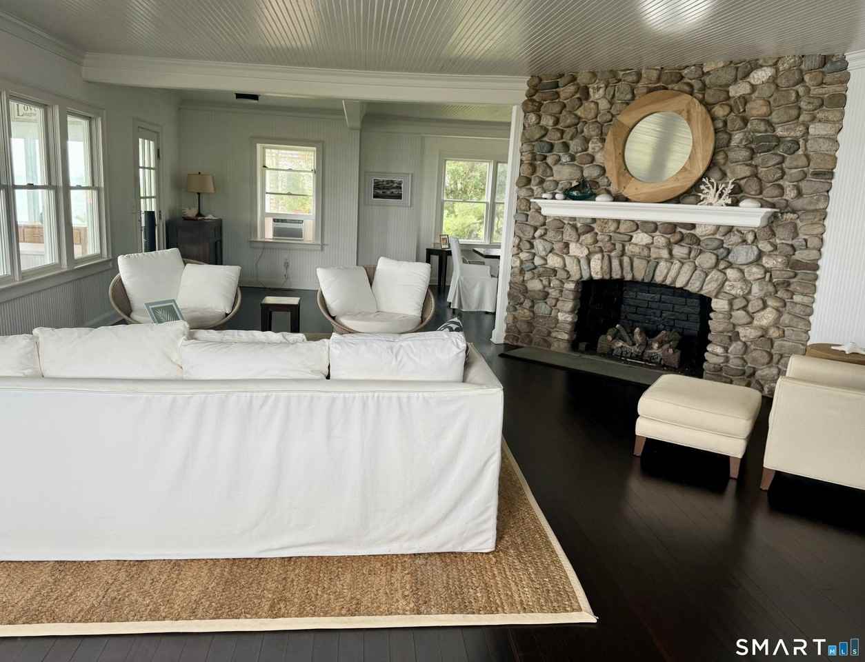 118 Middle Beach Rd - Photo 7 of 28