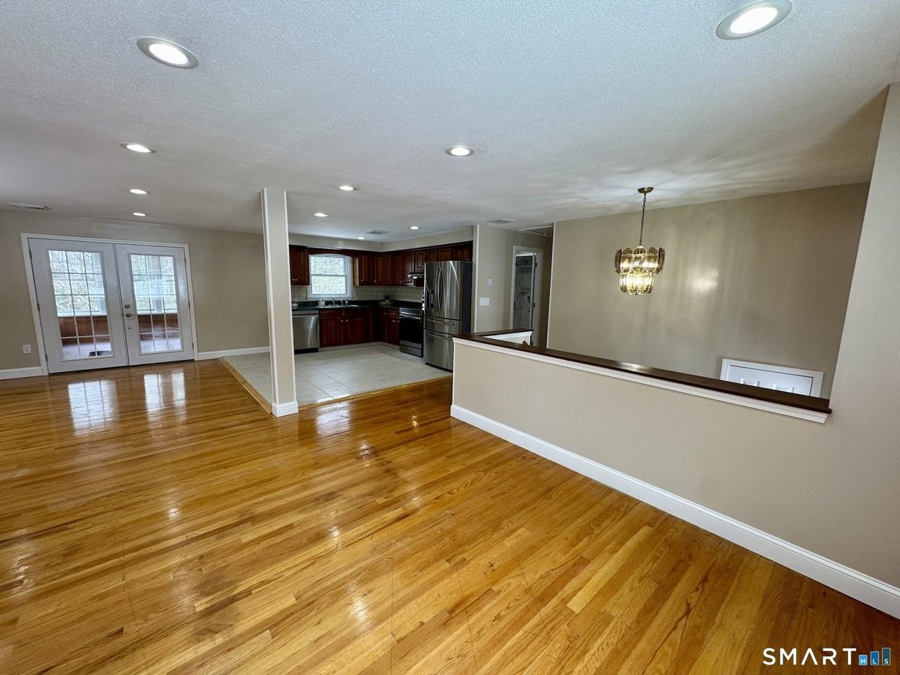 10 Longview Ln - Photo 6 of 27