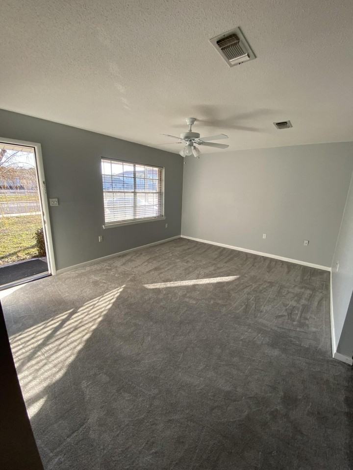 31 North St - Photo 4 of 15