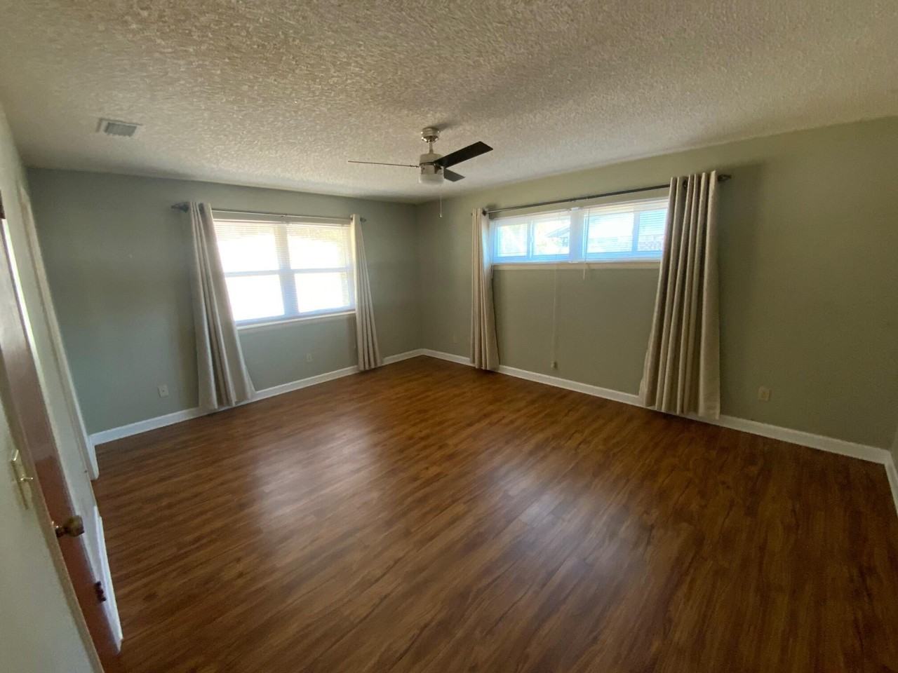 129 12th Ave - Photo 4 of 20