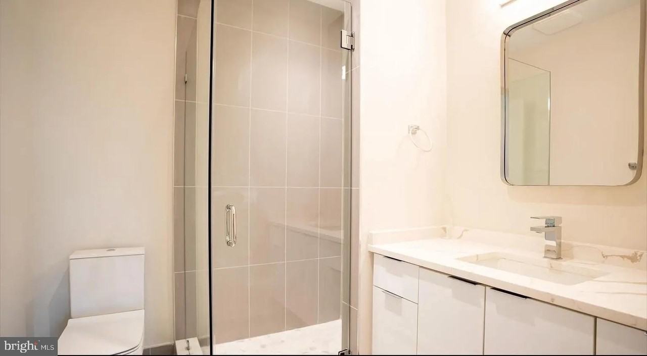 2104 4th St Ne - Photo 7 of 15