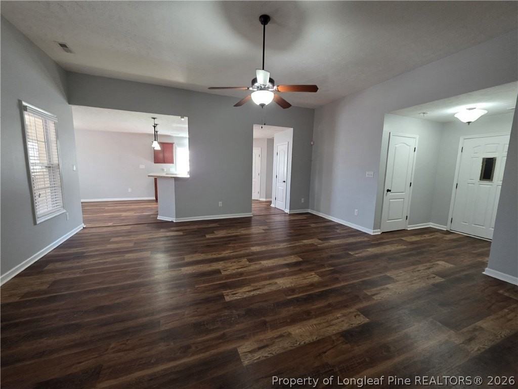 366 Carolina Oaks Cir - Photo 4 of 26