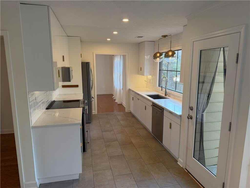 2207 Heritage Trace Dr - Photo 4 of 22