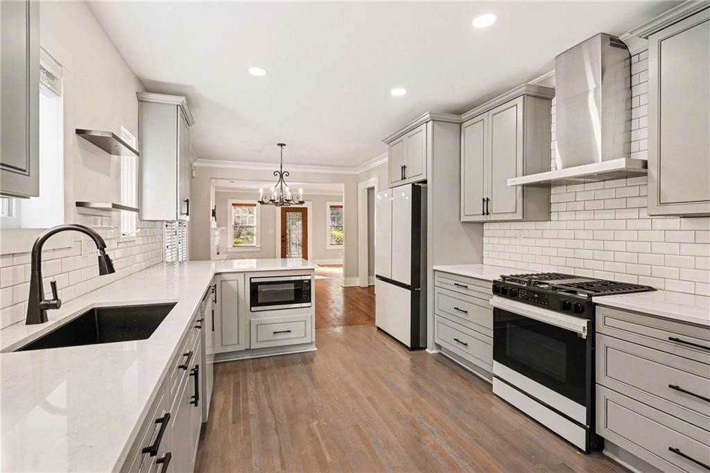 39 Alden Ave Nw - Photo 3 of 30