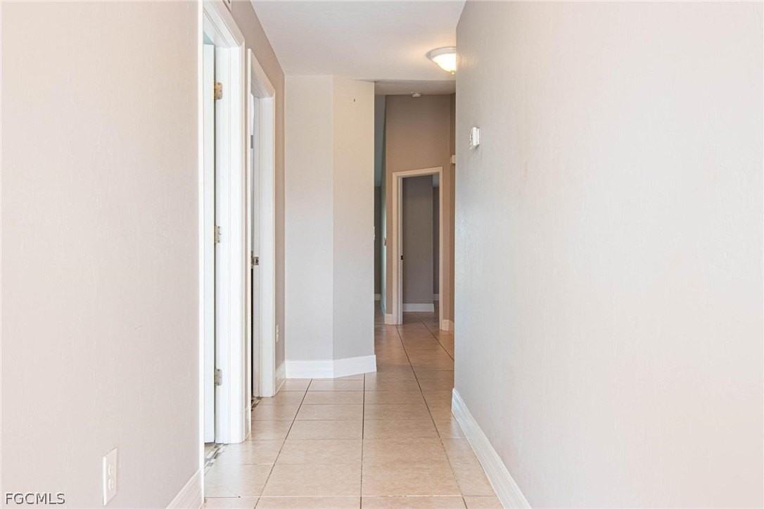 723 Sw 40th Ter - Photo 2 of 18