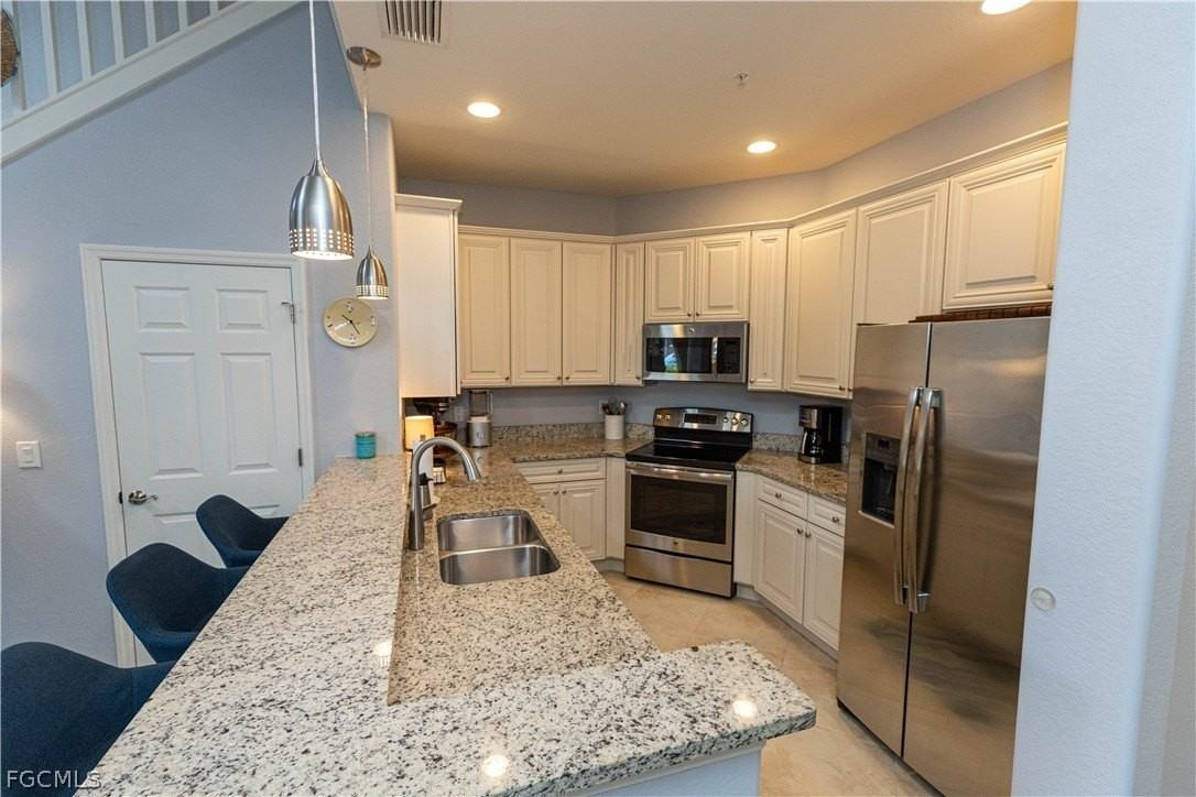 11796 Paseo Grande Blvd Apt 4706 #4706 - Photo 6 of 44