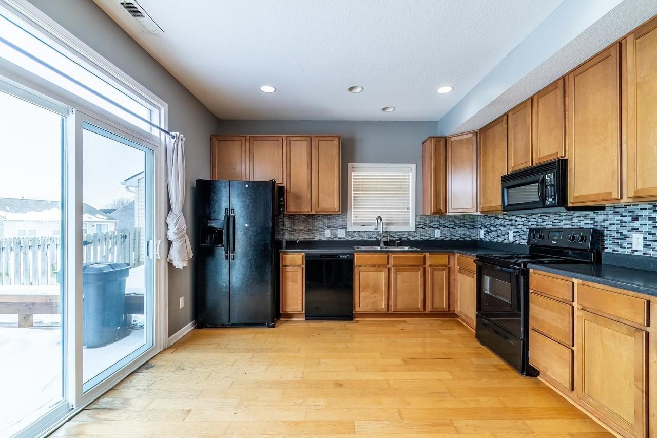 12224 Jacobas Pl - Photo 5 of 28