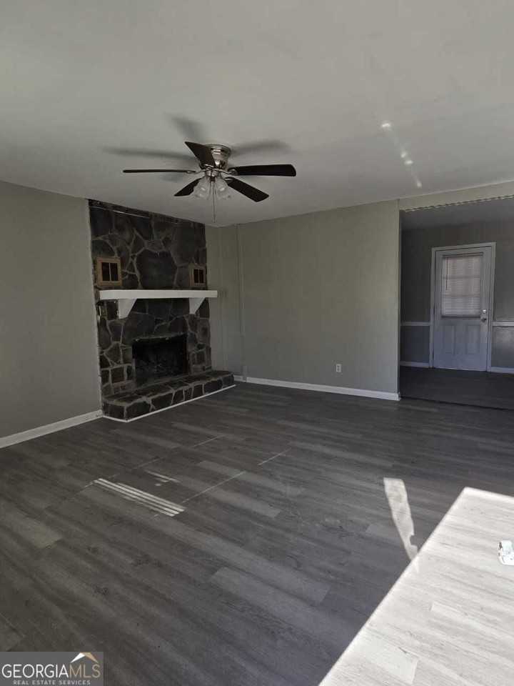 468 Morrow Rd - Photo 3 of 18