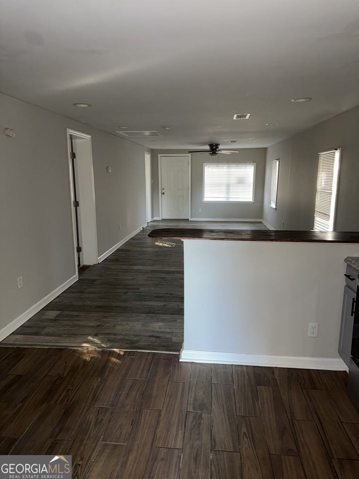 1206 E Roosevelt Ave - Photo 4 of 11