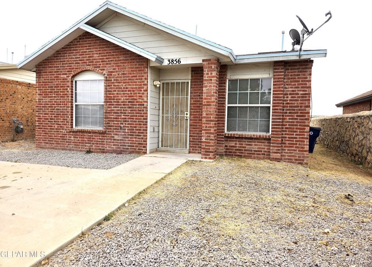 3856 Tierra Alamo Dr - Photo 3 of 26