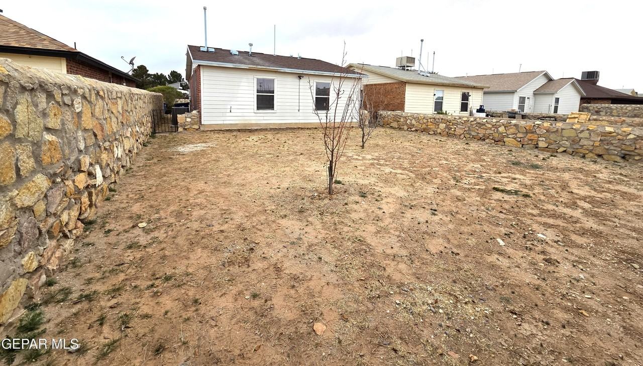 3856 Tierra Alamo Dr - Photo 6 of 26