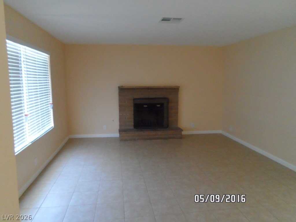 5832 Brisbane Pl - Photo 3 of 12