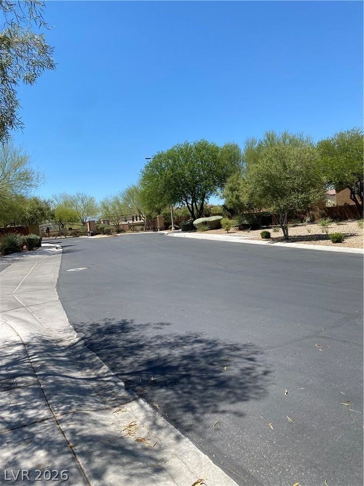 7469 Calzado Dr - Photo 4 of 29