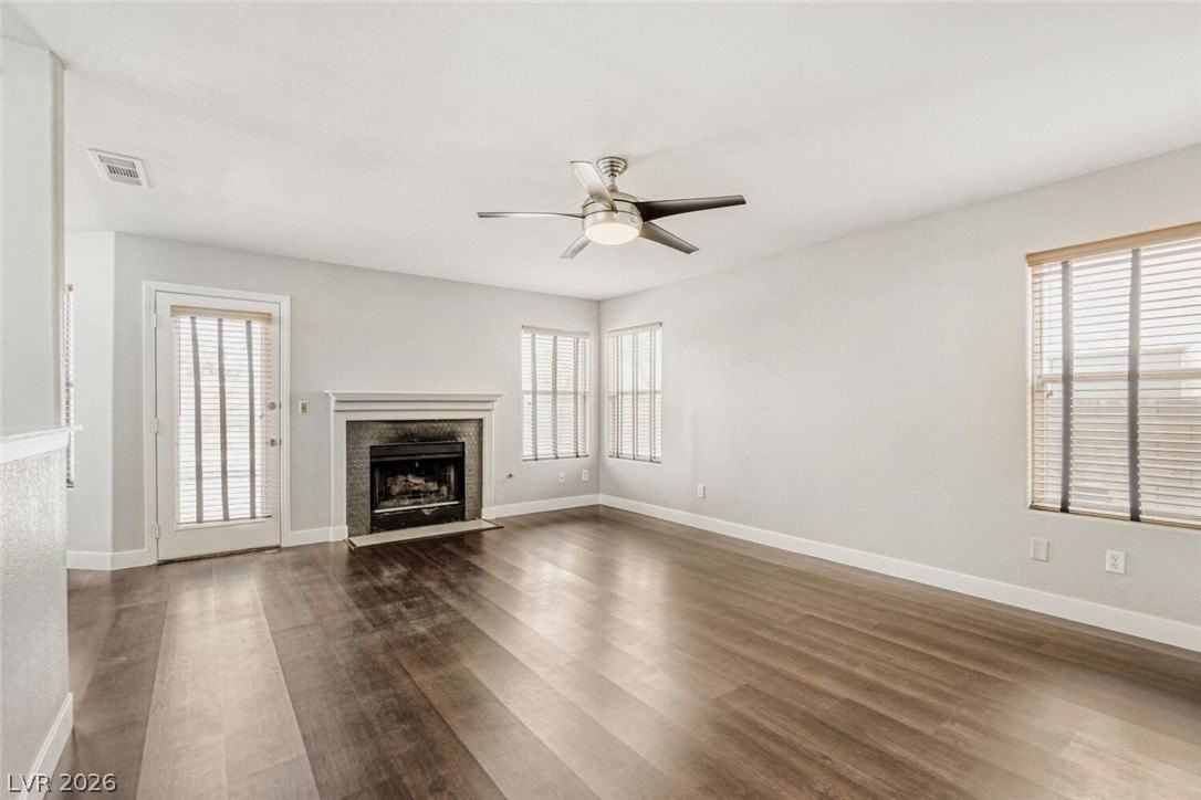 1924 Coralino Dr - Photo 3 of 20